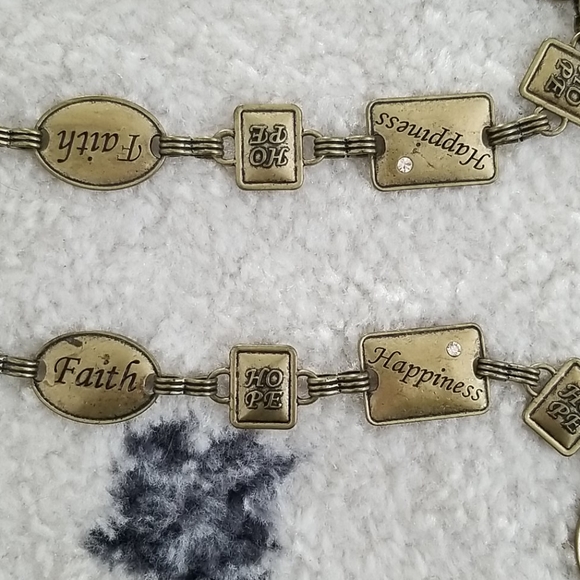 Belt - Picture 3 of 7